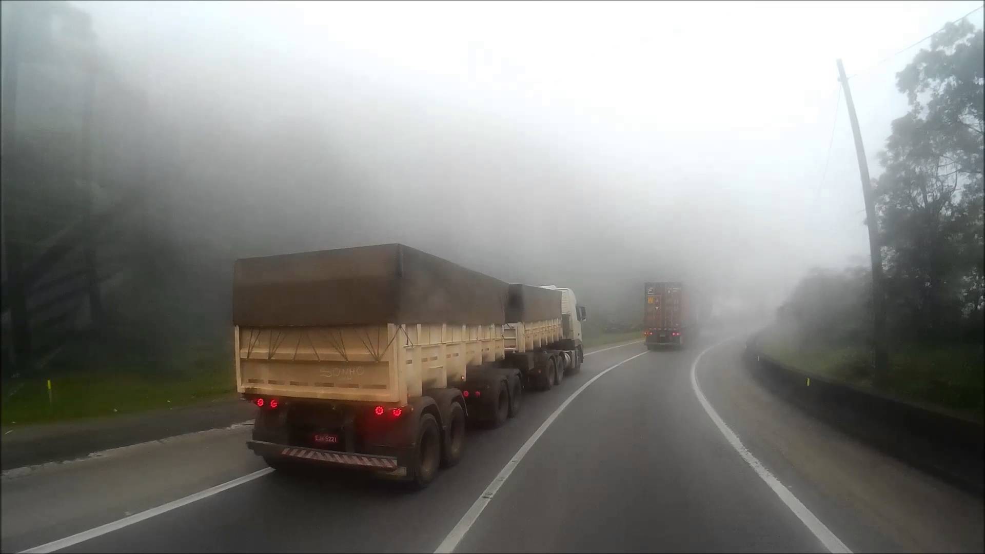 Neblina nas estradas