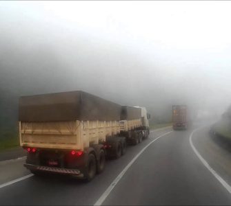 Neblina nas estradas